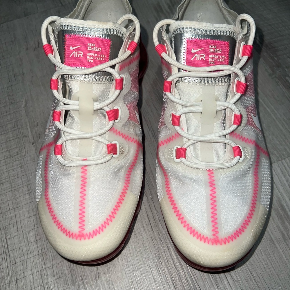 Nike Women's White and Pink Air Sneakers